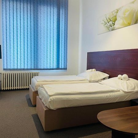 Hotel Bila Ruze ستراكونيتسه المظهر الخارجي الصورة