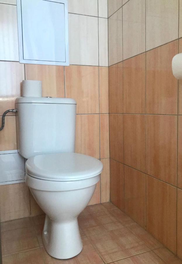 Hotel Bila Ruze ستراكونيتسه المظهر الخارجي الصورة